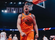 注册领彩金-赛地聚焦：CBA常规赛关键时刻热度飙升，达拉斯独行侠强势反弹，态度坚定，纪律约束更严格-注册领彩金