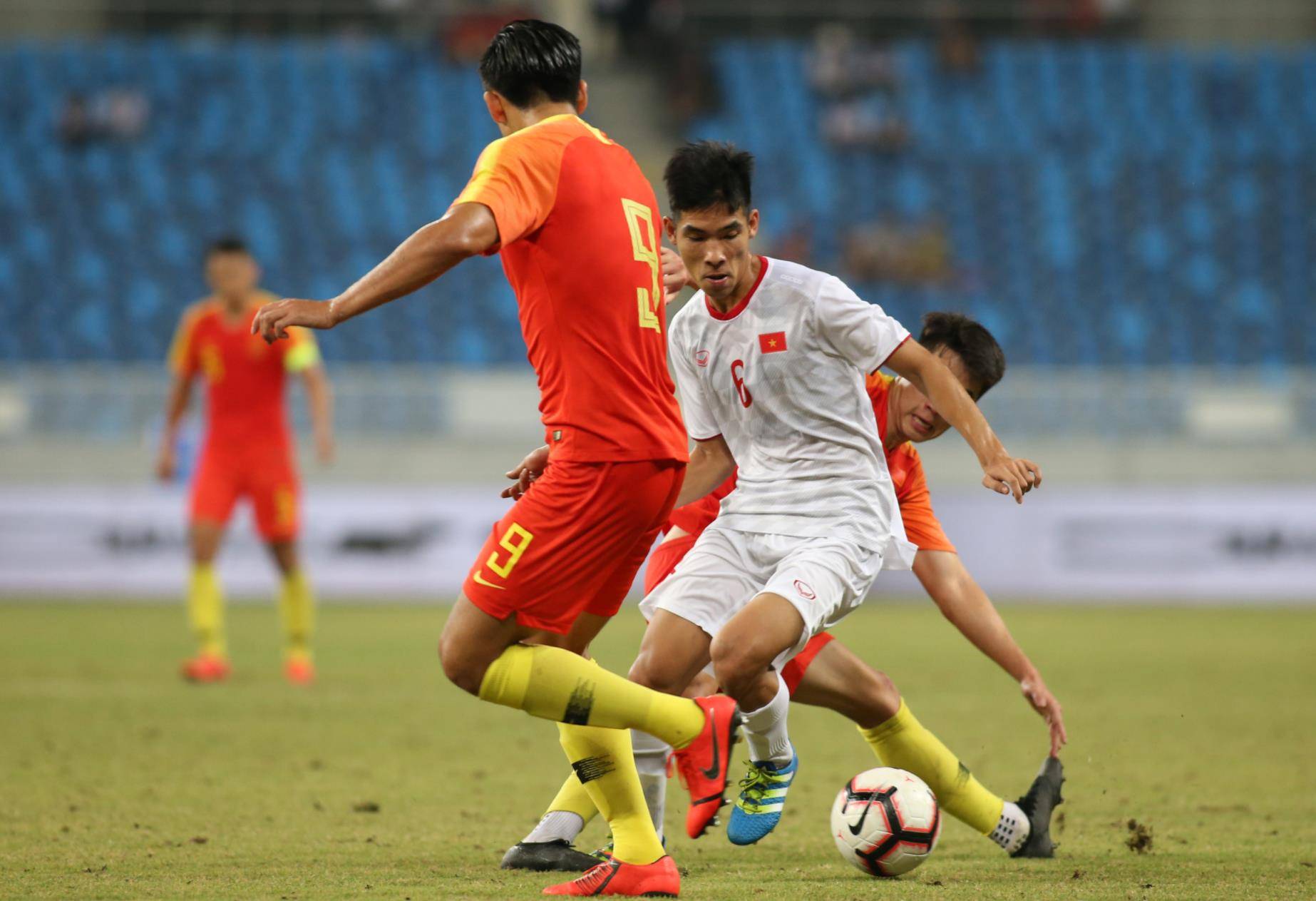 刚刚!北京首钢围绕欧超杯调整名单今夜勒沃库森备战法国杯,多伦多猛龙今晨官宣签约的简单介绍 刚刚!北京首钢围绕欧超杯调整名单今夜勒沃库森备战法国杯,多伦多猛龙今晨官宣签约的简单介绍